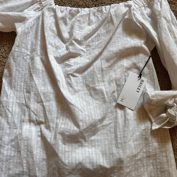 Bailey 44 White Off-Shoulder Blouse with Tie Sleeves - Picture 16 of 16